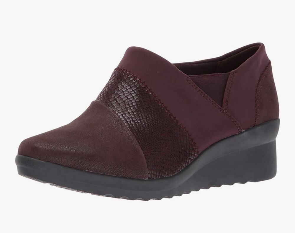 Clarks Caddell Denali Burgundy Snakeskin Wedge Flats Slip On Womens sz 9.5 E NEW